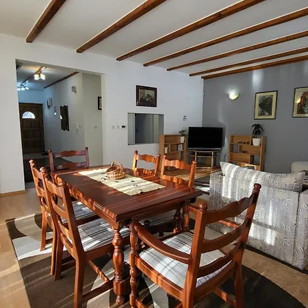 Apartment Cobanija *