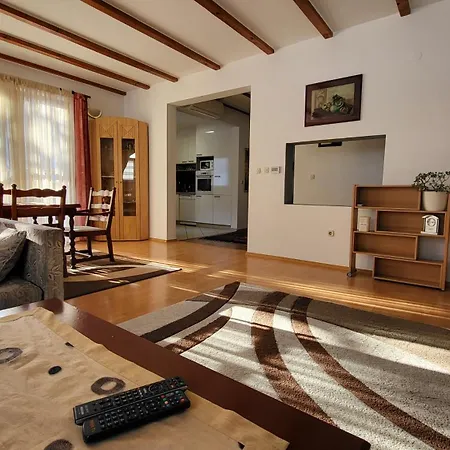 Cobanija Apartment